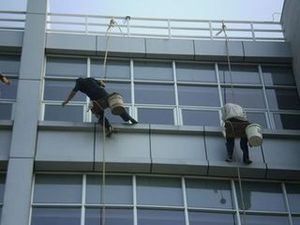 外墙窗户补漏工程