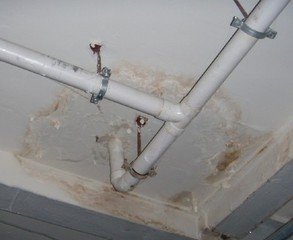 卫生间管口补漏工程